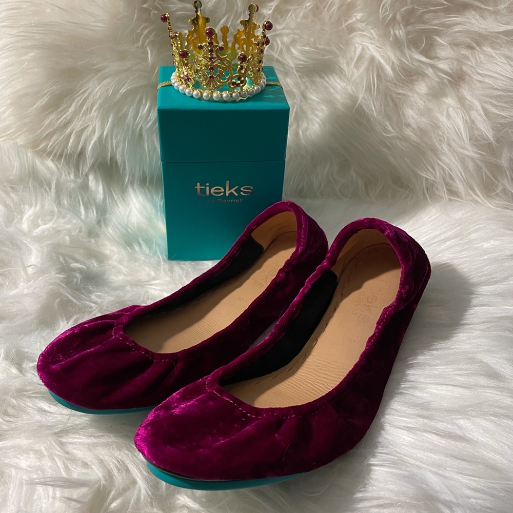 Tyrian Tieks 9